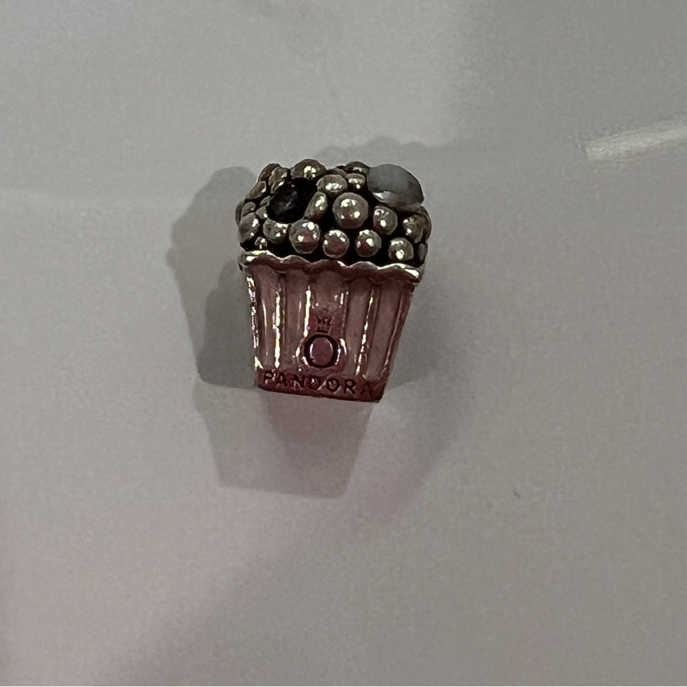 Pandora pink popcorn charm